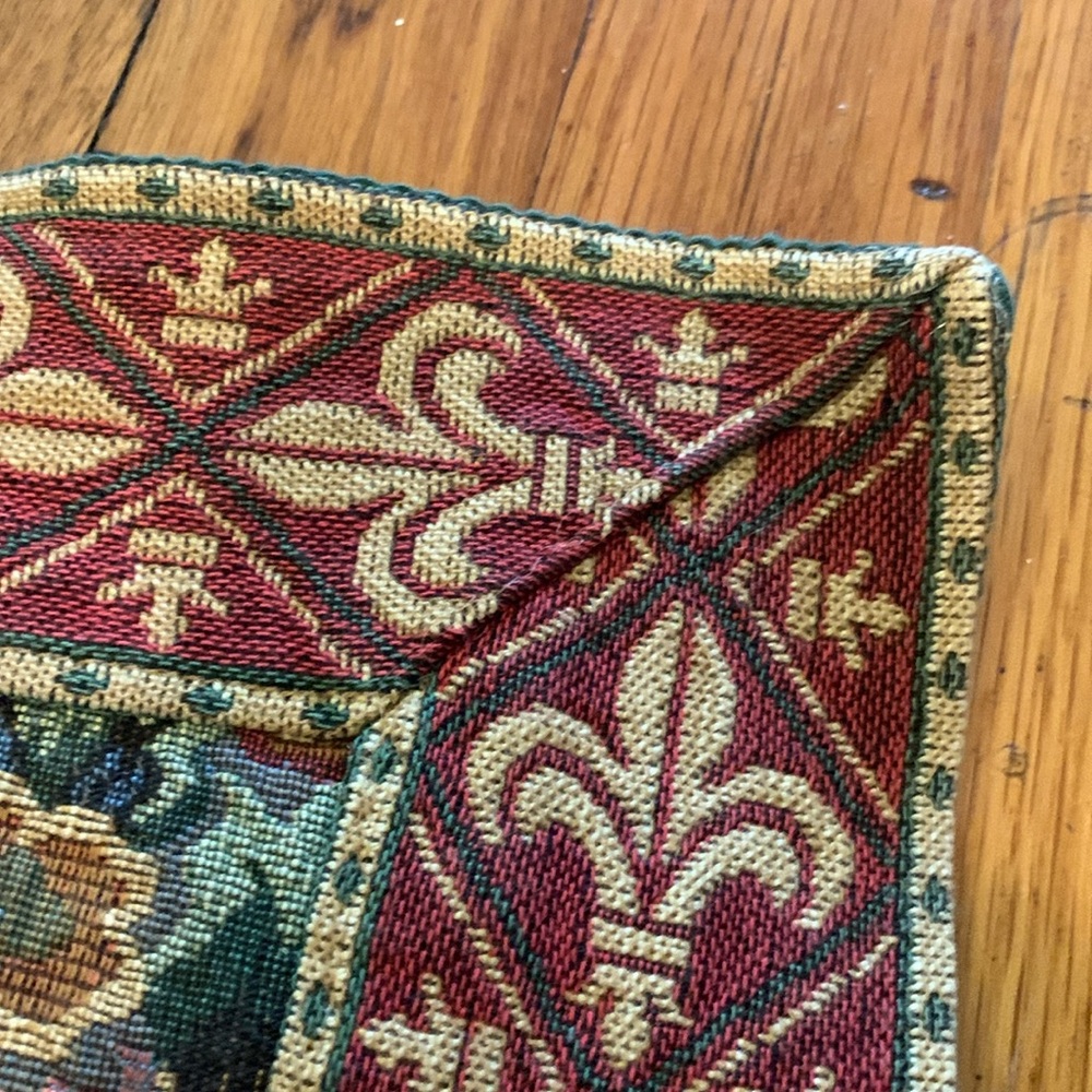 Antique table runner - Picture 8 of 13